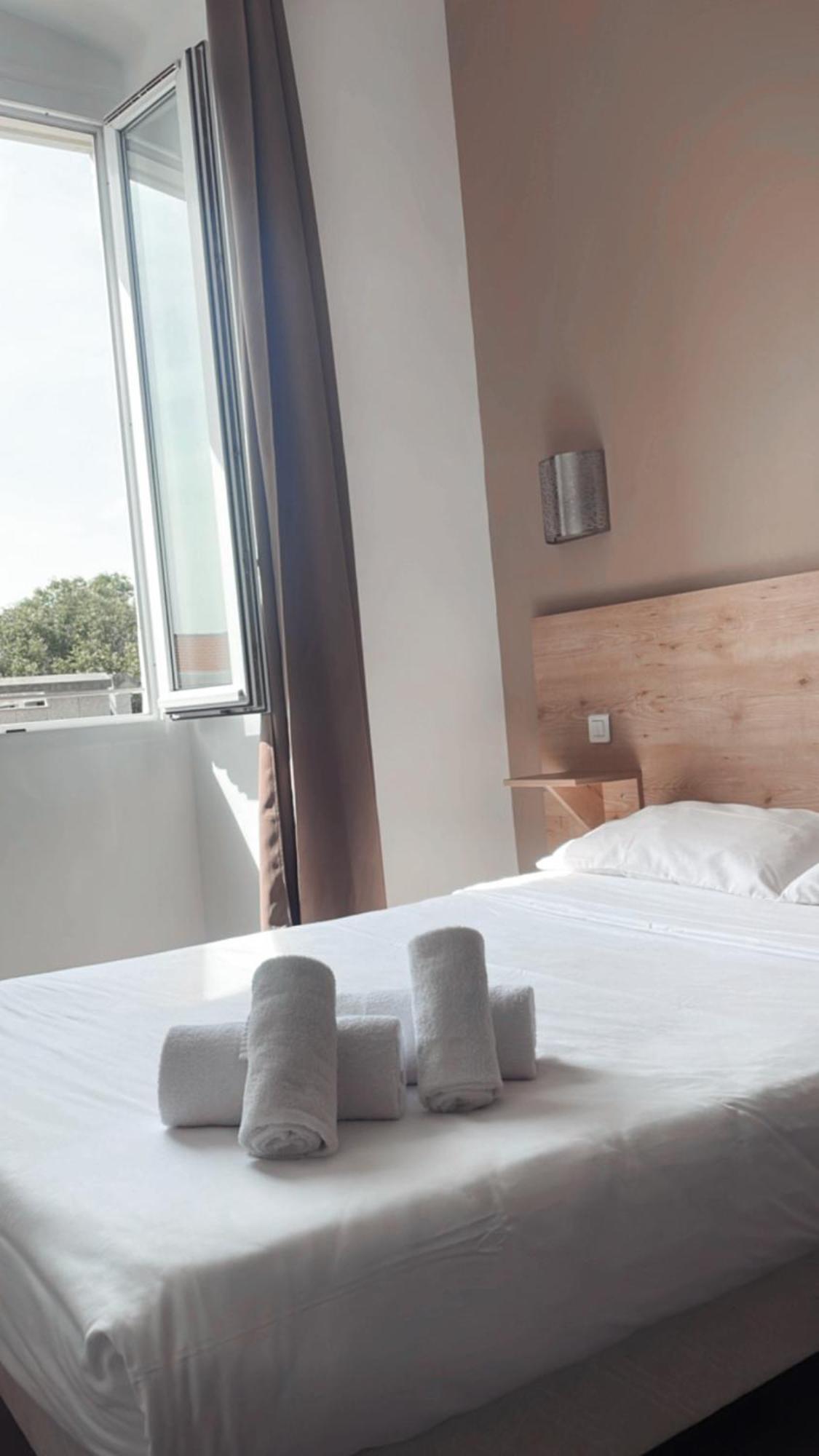 Hotel Riviera Bastia  Bagian luar foto