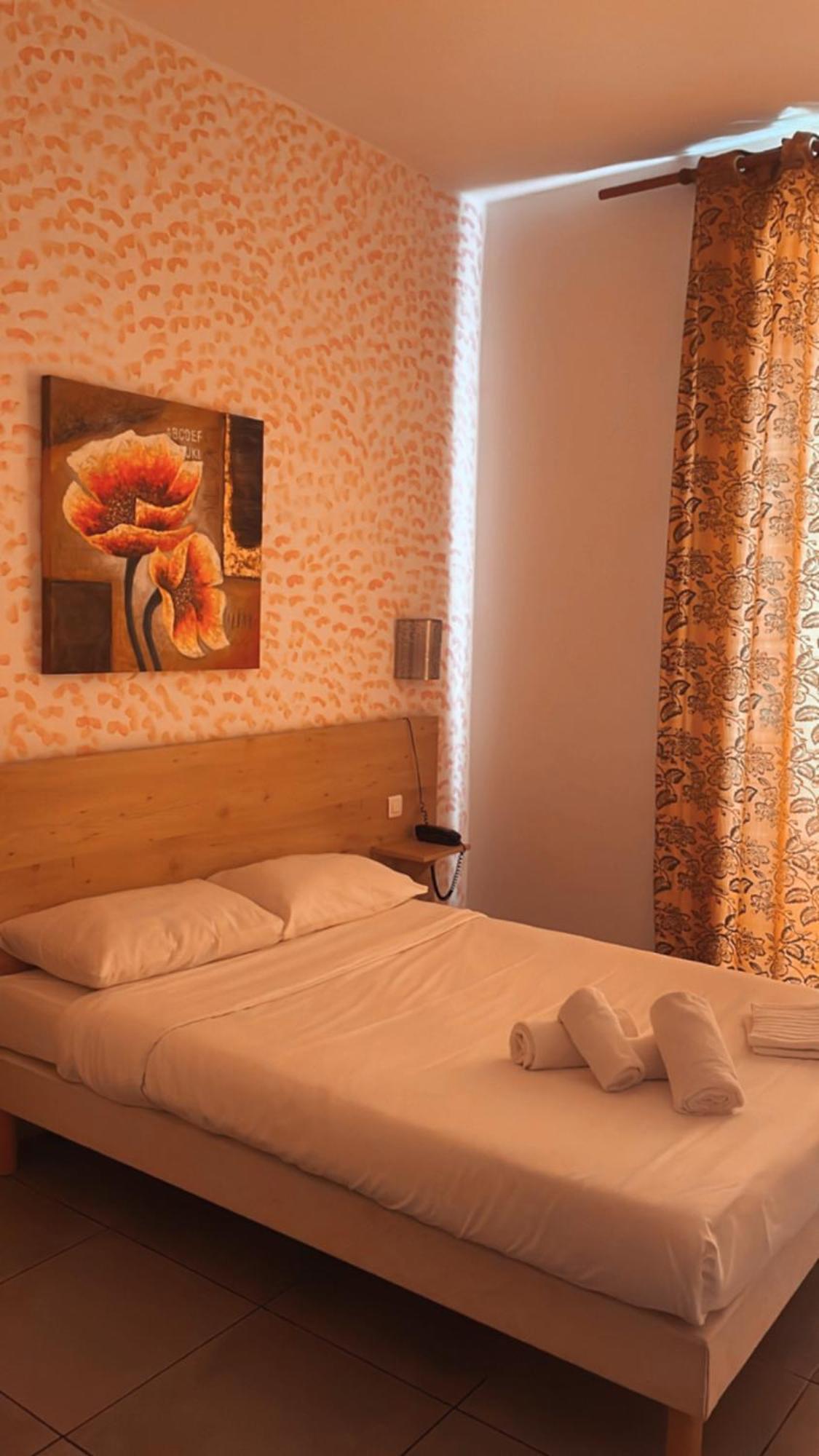 Hotel Riviera Bastia  Bagian luar foto
