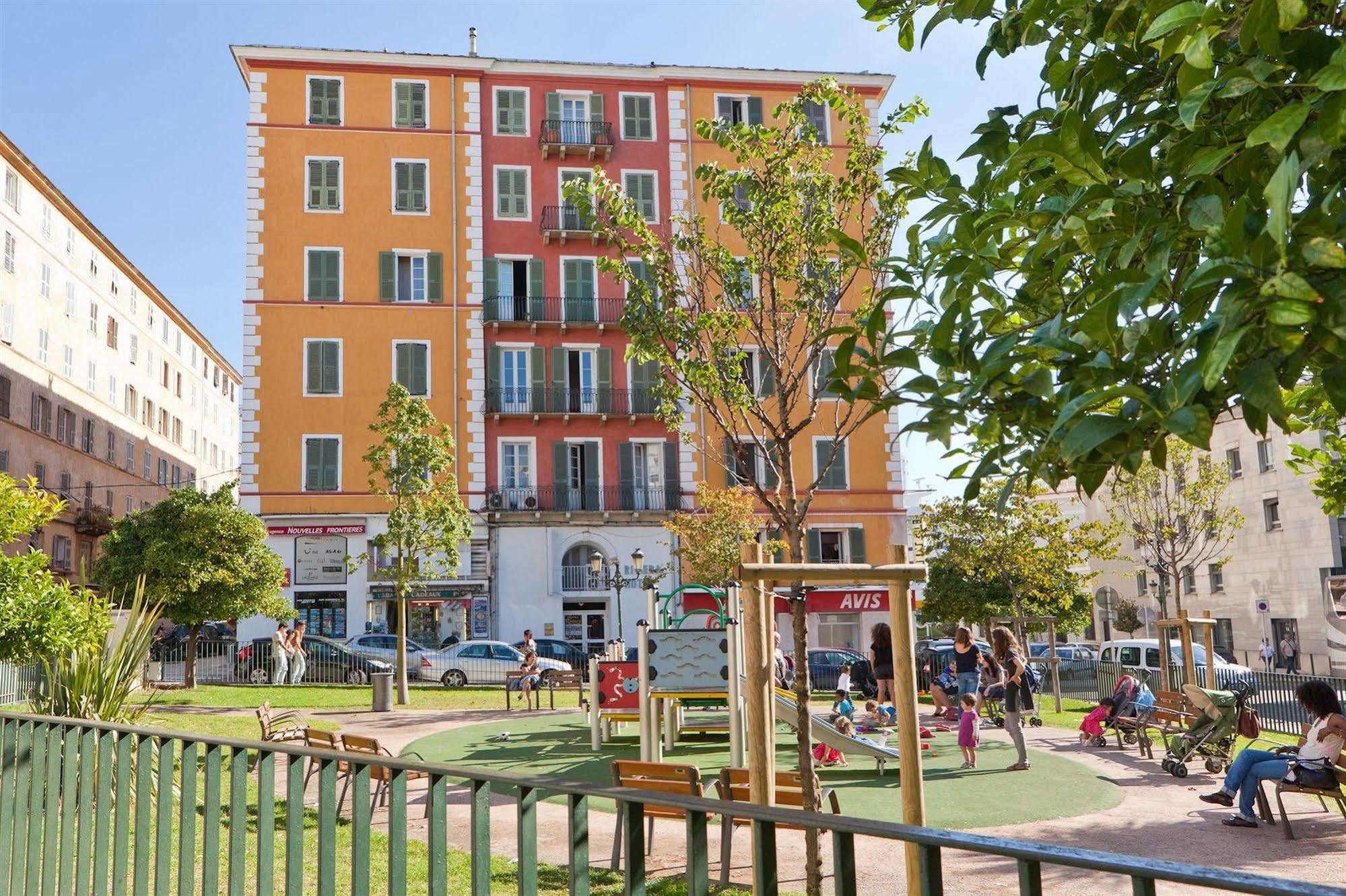 Hotel Riviera Bastia  Bagian luar foto